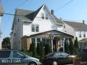 305 E Beech St, Hazleton, PA 18201 photo 1