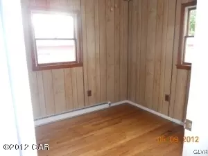 115 W Carleton Ave, Hazleton, PA 18201 photo 6