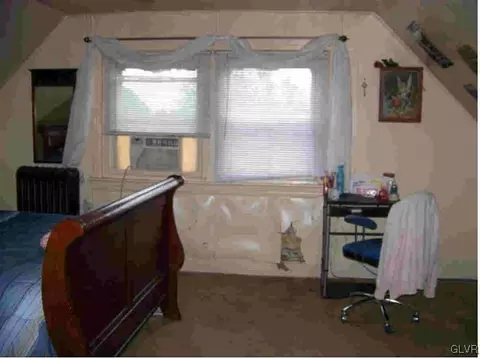 261 E Broad St, Bethlehem, PA 18018 photo 8