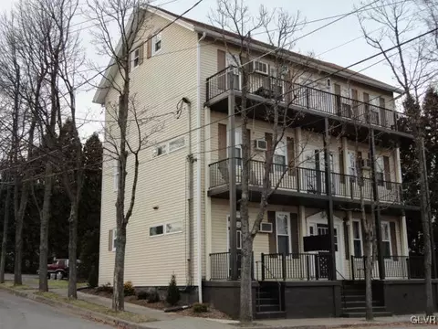 702 2nd St, Fullerton, PA 18052 photo 3