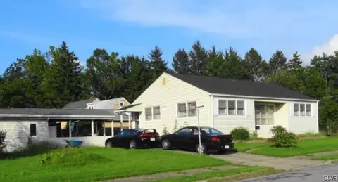675 E Thomas Ave, Hellertown, PA 18055 photo 1
