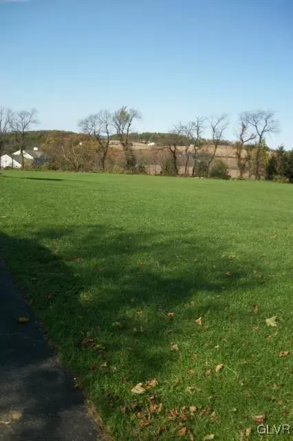 2916 Sickle Rd, Bath, PA 18014 photo 17