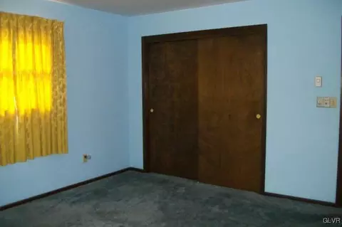 2916 Sickle Rd, Bath, PA 18014 photo 12