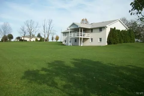 2916 Sickle Rd, Bath, PA 18014 photo 9