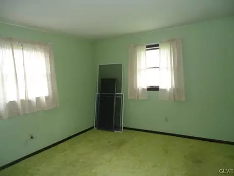 2916 Sickle Rd, Bath, PA 18014 photo 26