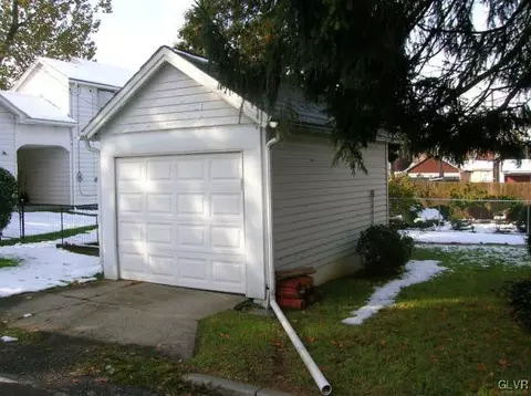 324 E Laurel St, Bethlehem, PA 18018 photo 10