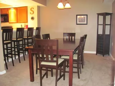 140 Founders Ct, Bethlehem, PA 18020 photo 4