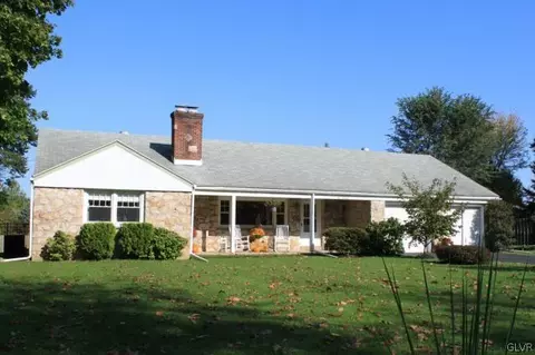219 E Macada Rd, Bethlehem, PA 18017 photo 1