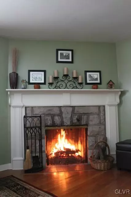 219 E Macada Rd, Bethlehem, PA 18017 photo 6