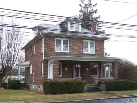 284 E Main St, Bath, PA 18014 photo 2