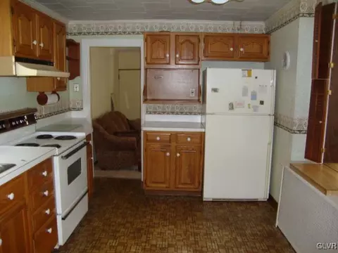 50 E North St, Bethlehem, PA 18018 photo 9