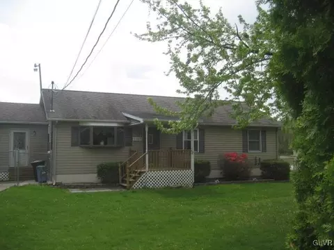 2165 E Scenic Dr, Bath, PA 18014 photo 22