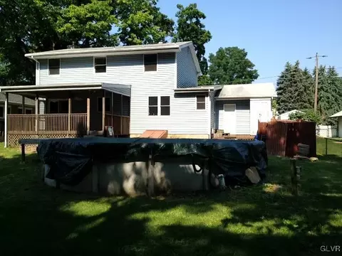 809 Summit St, Bethlehem, PA 18015 photo 2