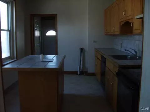 313 E Frankford St, Bethlehem, PA 18018 photo 6