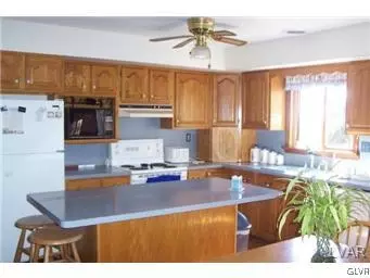 2558 Spring St, Coplay, PA 18037 photo 4