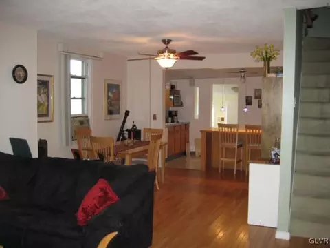442 E North St, Bethlehem, PA 18018 photo 3