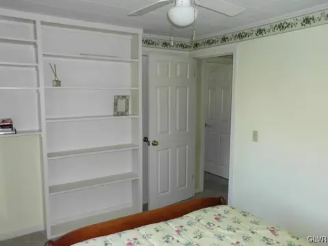 1106 Gresham St, Bethlehem, PA 18017 photo 17