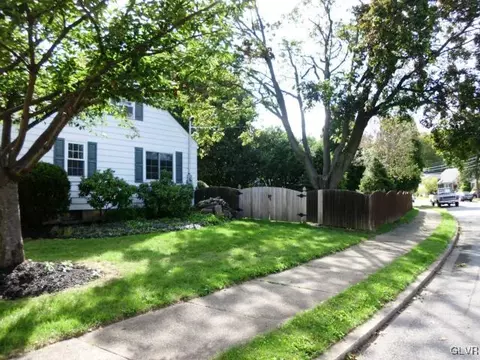 1106 Gresham St, Bethlehem, PA 18017 photo 26
