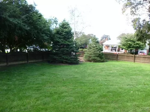 1106 Gresham St, Bethlehem, PA 18017 photo 30