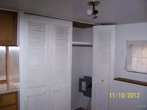 3 Elderberry Ln, Effort, PA 18330 photo 3