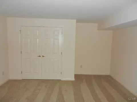 1876 Gregory Pl, Hellertown, PA 18055 photo 11