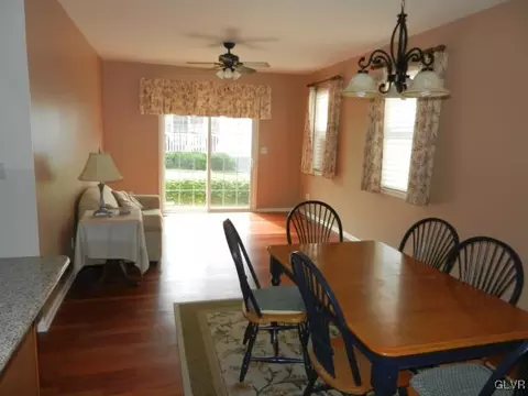 1876 Gregory Pl, Hellertown, PA 18055 photo 6