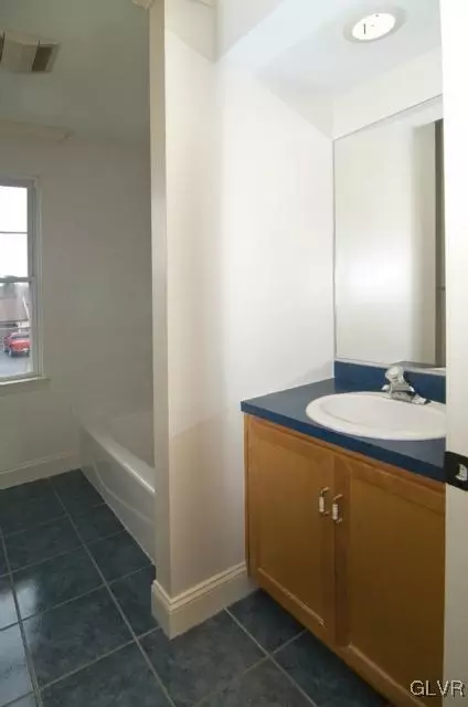 3935 Devonshire Rd, Bethlehem, PA 18020 photo 27