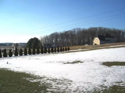 2776 Maefield Rd, Bath, PA 18014 photo 28