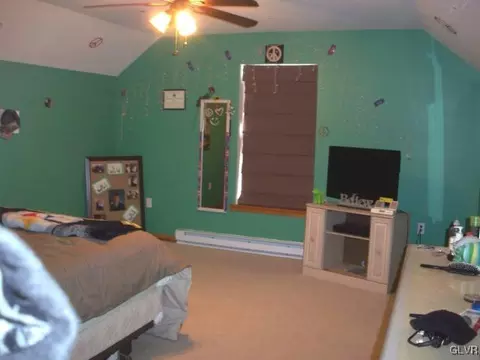2776 Maefield Rd, Bath, PA 18014 photo 17