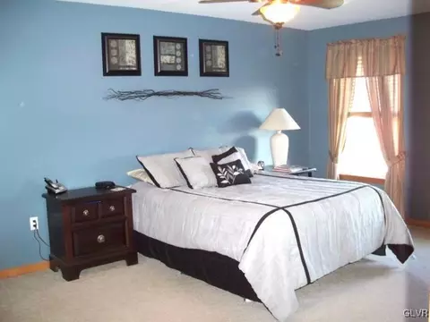 2776 Maefield Rd, Bath, PA 18014 photo 13