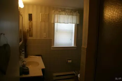 537 E Goepp Cir, Bethlehem, PA 18018 photo 10