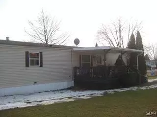 26 Spring Mdw, Bath, PA 18014 photo 1