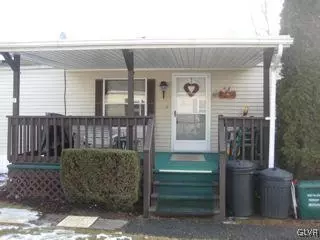 26 Spring Mdw, Bath, PA 18014 photo 2