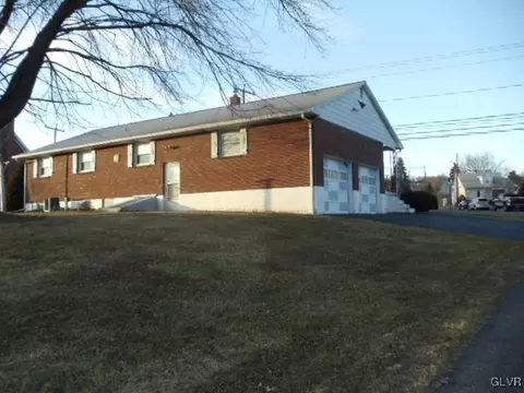 352 E Main St, Bath, PA 18014 photo 3