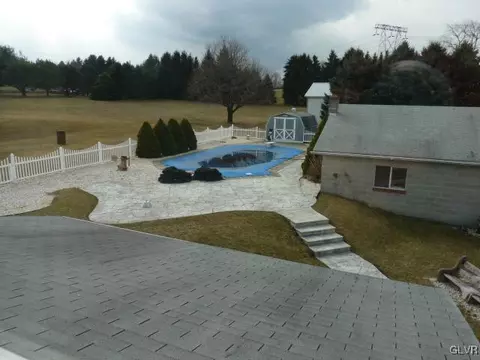 769 Point Phillips Rd, Bath, PA 18014 photo 2
