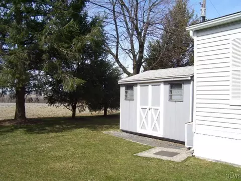 4530 Homestead Dr, Coplay, PA 18037 photo 21
