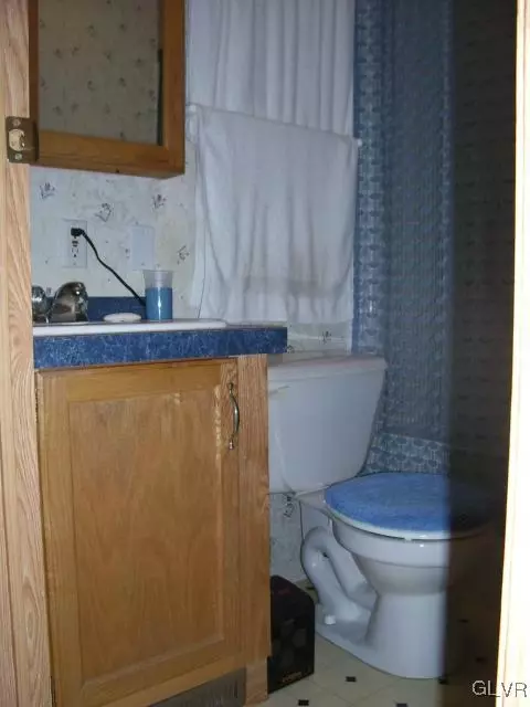 4530 Homestead Dr, Coplay, PA 18037 photo 15