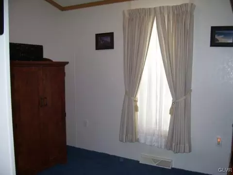 4530 Homestead Dr, Coplay, PA 18037 photo 8