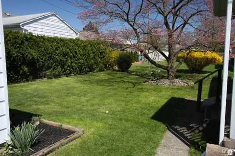 515 E Fairview St, Bethlehem, PA 18018 photo 3