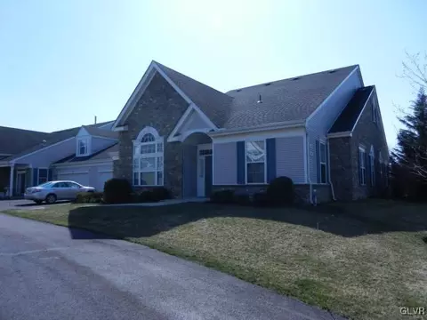 1850 Gregory Pl, Hellertown, PA 18055 photo 1