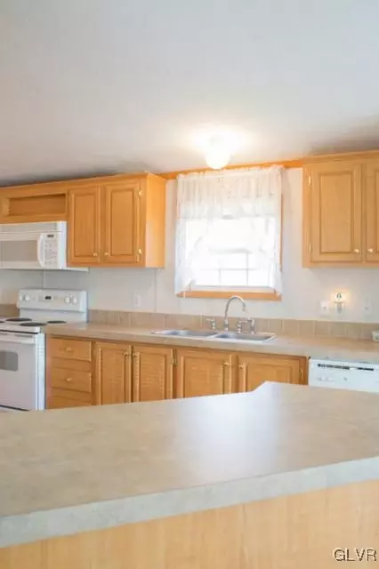 368 Black Oak Ln, Bath, PA 18014 photo 14