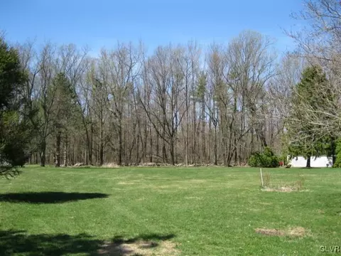 249 E Moorestown Rd, Wind Gap, PA 18091 photo 7