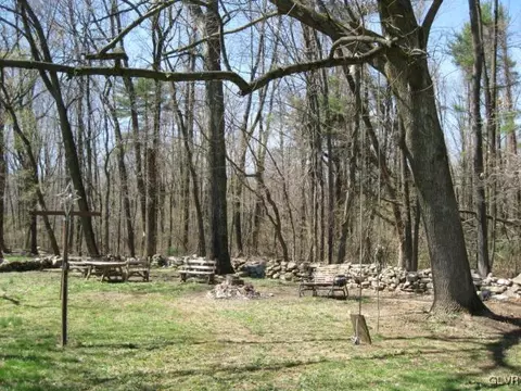 249 E Moorestown Rd, Wind Gap, PA 18091 photo 13