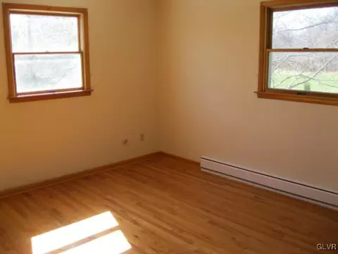 249 E Moorestown Rd, Wind Gap, PA 18091 photo 28
