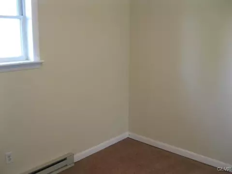 249 E Moorestown Rd, Wind Gap, PA 18091 photo 16