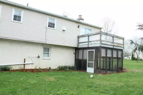 197 Green Hill Rd, Barto, PA 19504 photo 7