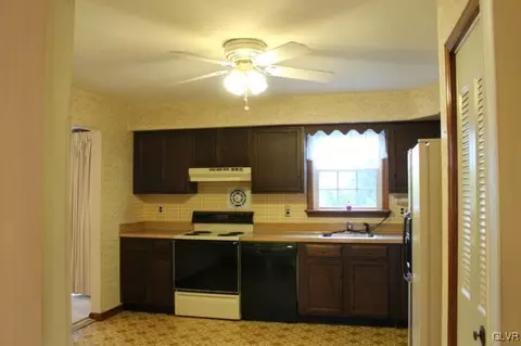 197 Green Hill Rd, Barto, PA 19504 photo 14