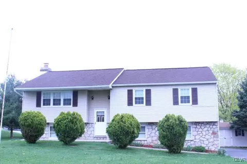 197 Green Hill Rd, Barto, PA 19504 photo 2