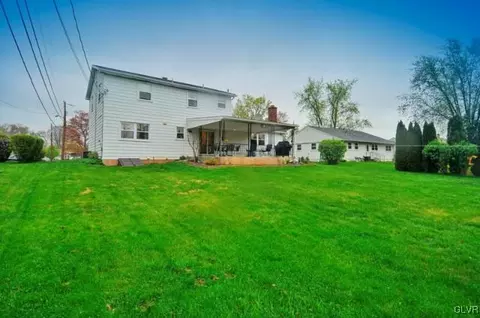 2183 Pinehurst Rd, Bethlehem, PA 18018 photo 5