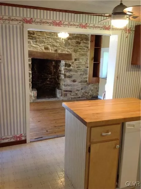 642 S Summit Rd, Bath, PA 18014 photo 21